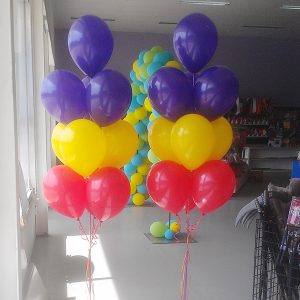 Party Werks 10 balloon arrangement 2